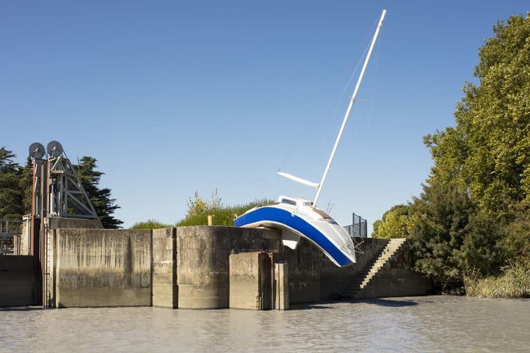 Erwin Wurm, Misconceivable, Canal de la Martinière, Le Pellerin, création pérenne Estuaire 2007