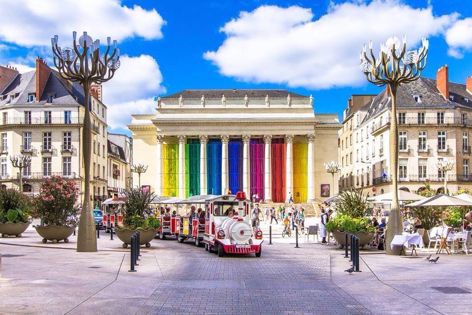 Le petit train place Graslin