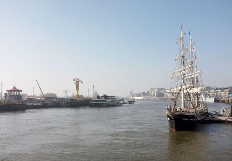 16d159e207f-belem_full
