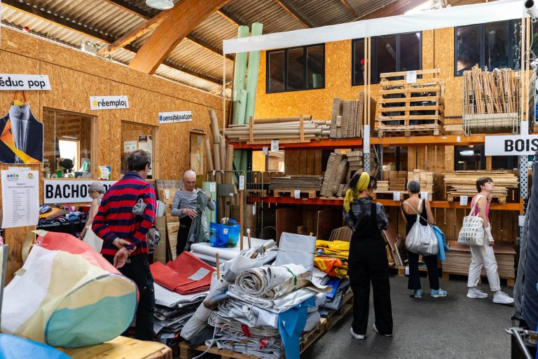 Les Ecossolies Magasin du réemploi au Solilab