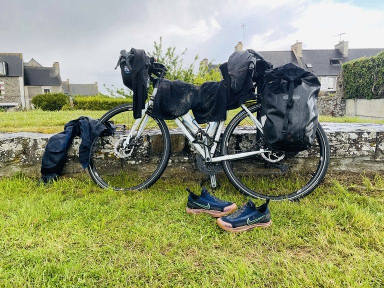 Traversée Moderne d'un Vieux Pays, Parcours à vélo , Vildé-la-Marine (35), sur la route du Mont-Saint-Michel. © Arnaud Bénureau / LVAN