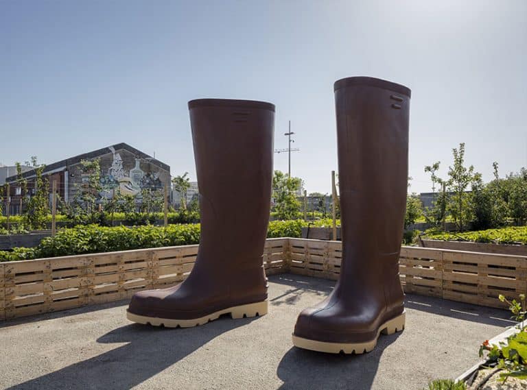 INVENDUS — BOTTES, 2020, LILIAN BOURGEAT, le Potager de la Cantine du Voyage, le Voyage à Nantes INVENDUS — BOTTES, 2020, LILIAN BOURGEAT, le Potager de la Cantine du Voyage, le Voyage à Nantes