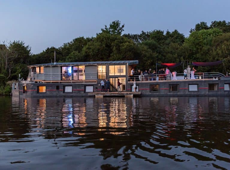 Séminaire sur une péniche Séminaire sur une péniche