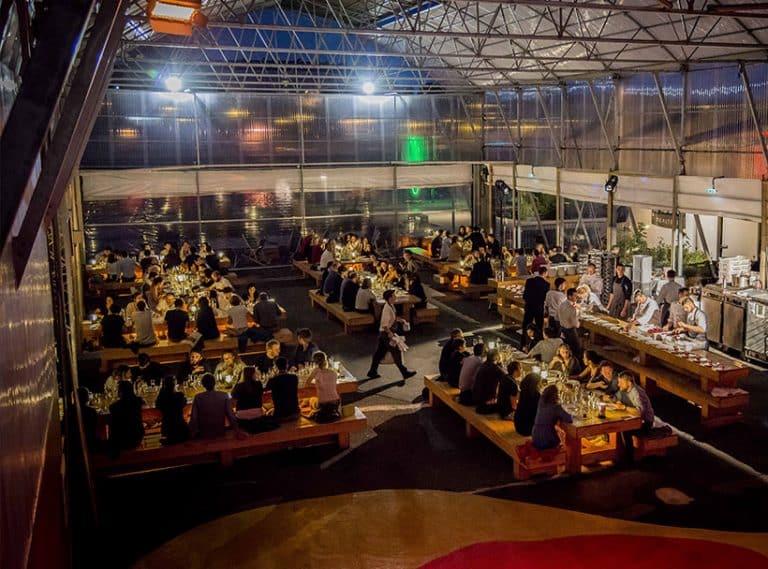 Dîner secret du Voyage, chefs Philippe Mille – Mathieu Guibert, la Cantine du Voyage, dans le cadre du Voyage à Nantes 2018 Dîner secret du Voyage, chefs Philippe Mille - Mathieu Guibert, la Cantine du Voyage, dans le cadre du Voyage à Nantes 2018