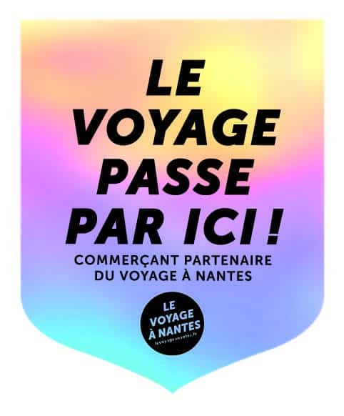 BLASON_LE_VOYAGE_PASSE_PAR_ICI