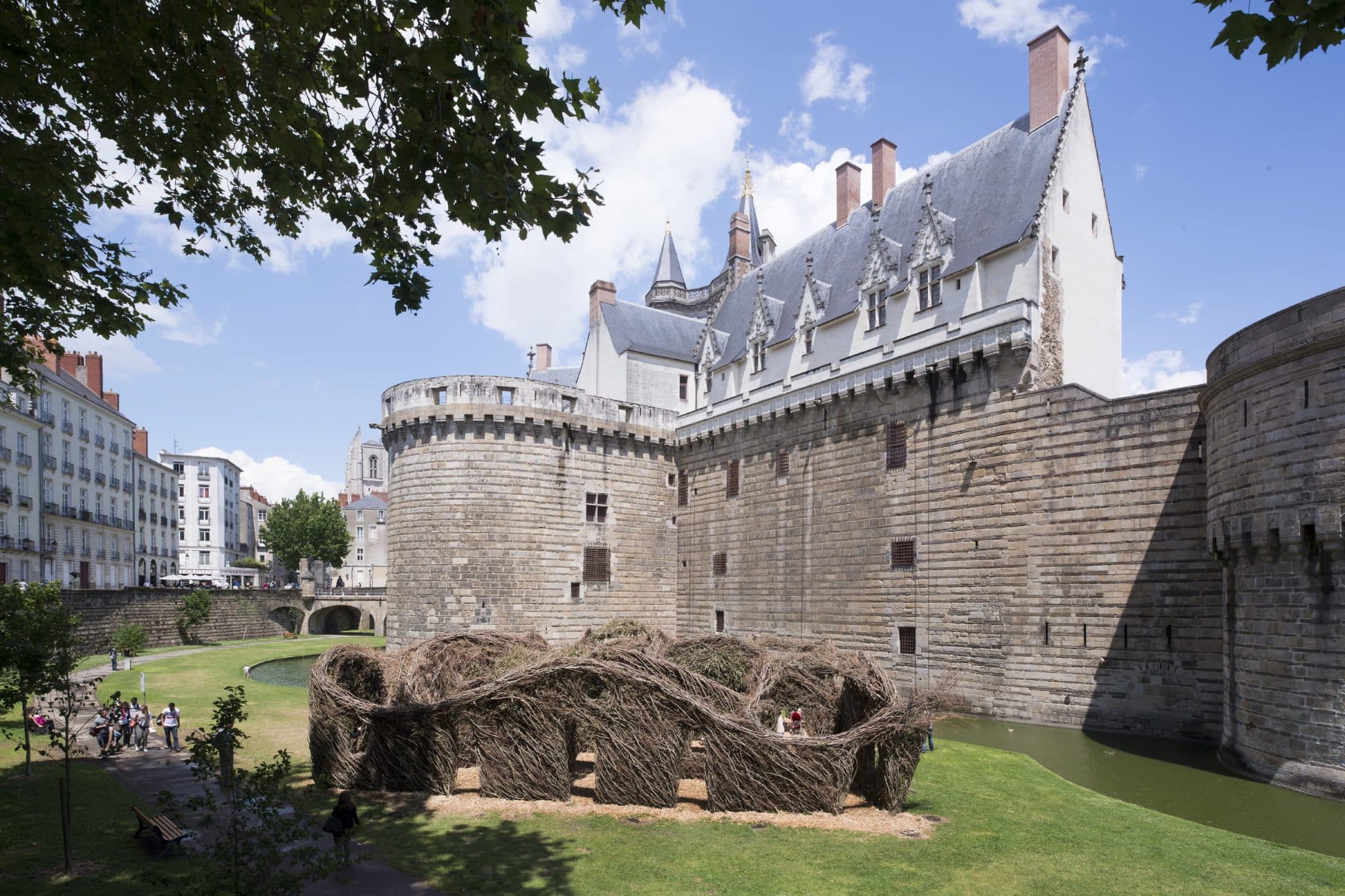 Patrick Dougherty - Douves du Château des Ducs de Bretagne