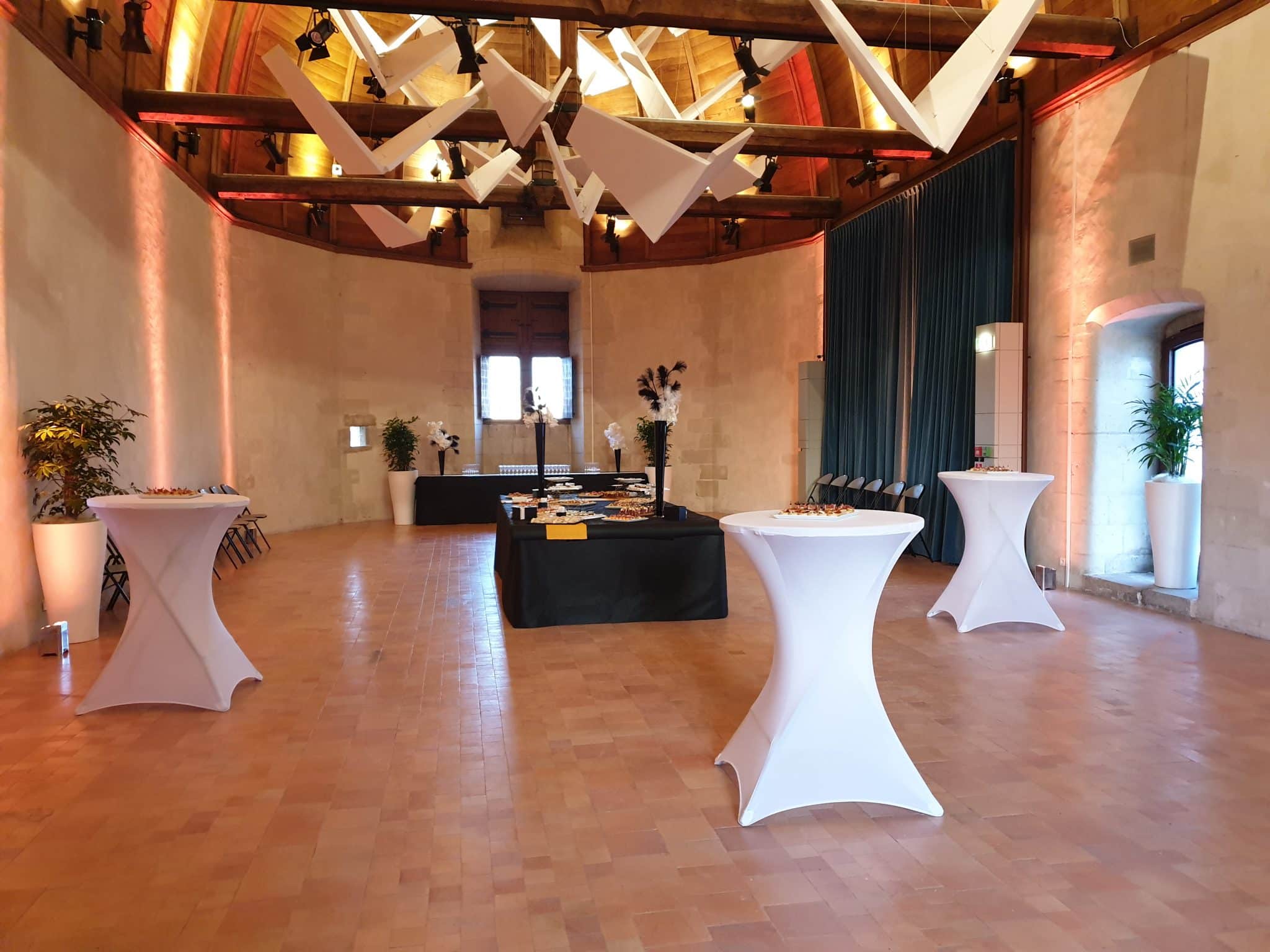 Tour du fer à cheval , Château des ducs de Bretagne Tour du fer à cheval , Château des ducs de Bretagne, Nantes - aménagement pour un buffet